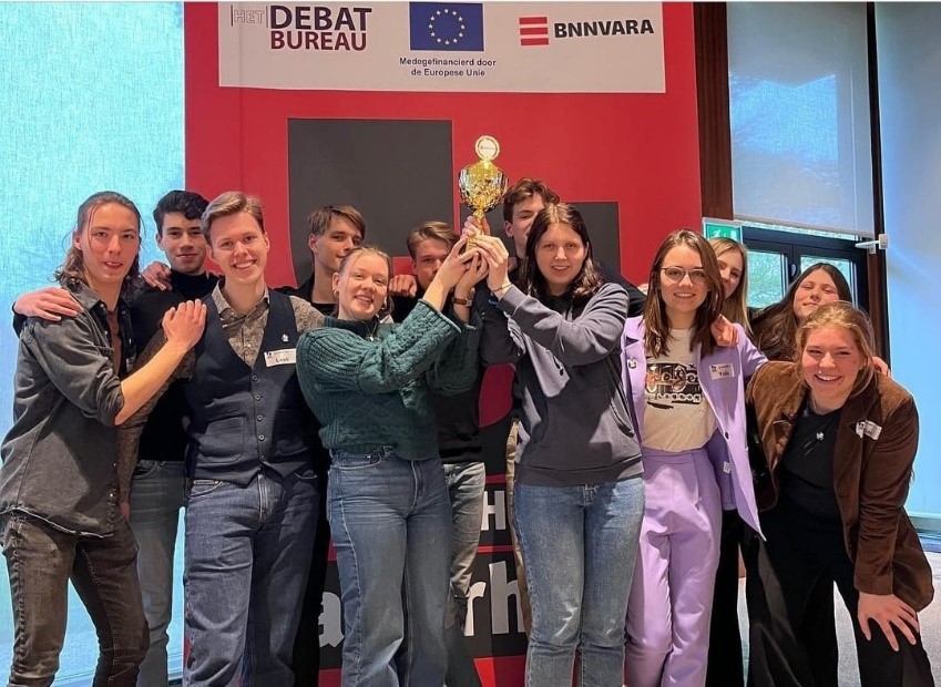 Debatteam Quintus prolongeert Drentse titel 